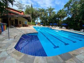 Flat 233 Riviera de São Lourenço, Bertioga Amarílis 3 piscinas climatizadas, SKY 170 canais carregador veiculo elétrico, Apartamento Duplex inteiro, cozinha equipada completa, serviço de praia final s